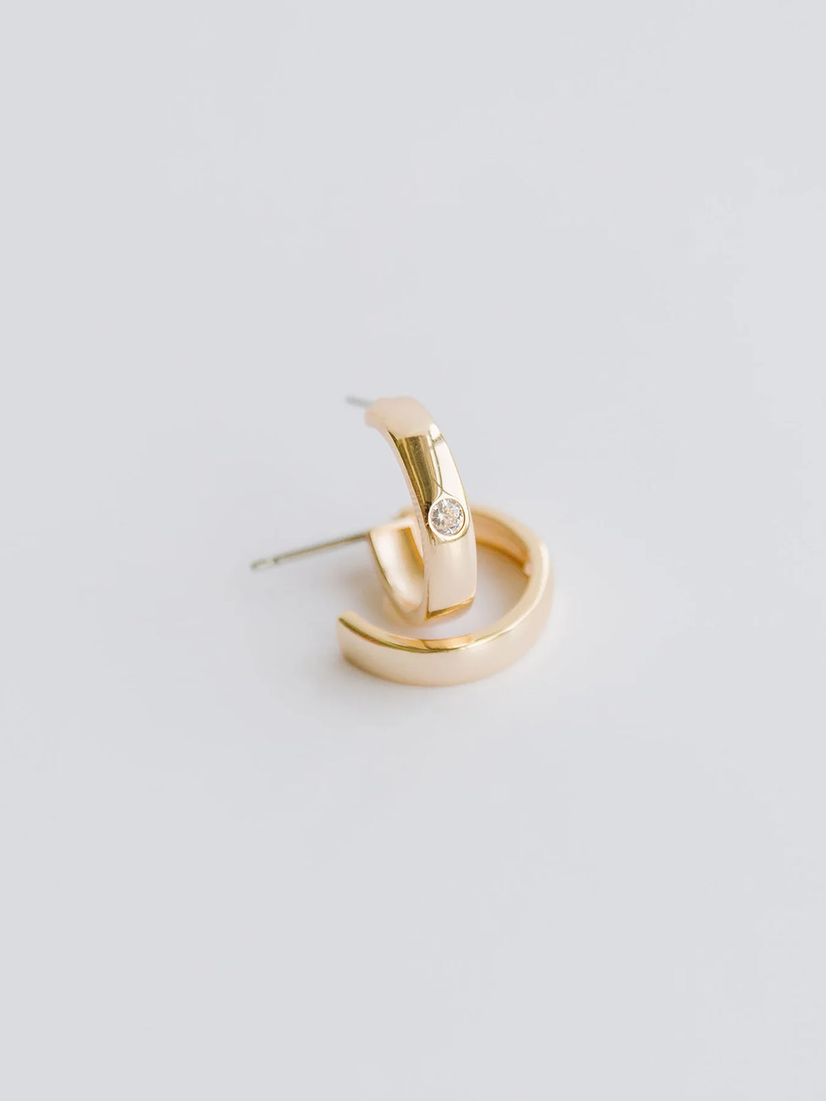 Adrianna - small hoop