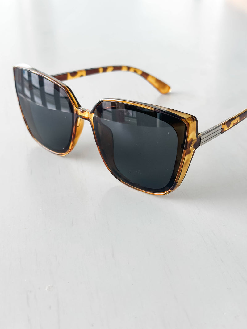 Cleo Cat Eye Sunglasses "Tortoise"