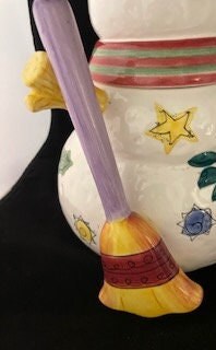 Snowman Cookie Jar with Broom by Sue Zipkin (Sweet Shop by Sango)